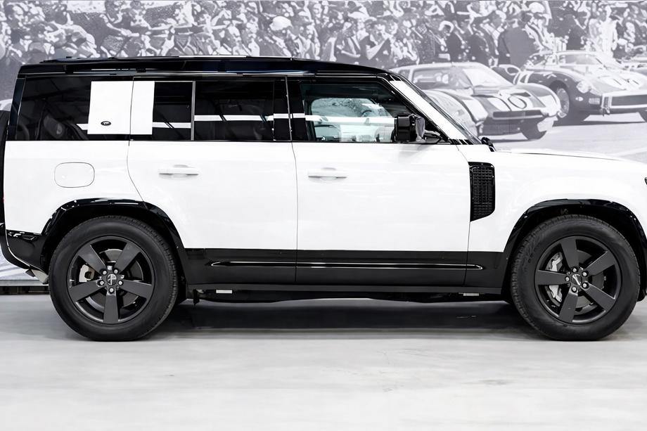 Land Rover Defender 2019- Zestaw Listew Drzwiowych Zdjęcia 4