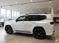 Toyota Land Cruiser 300 2021- Poszerzenia nadkoli VXR zdjęcia 2