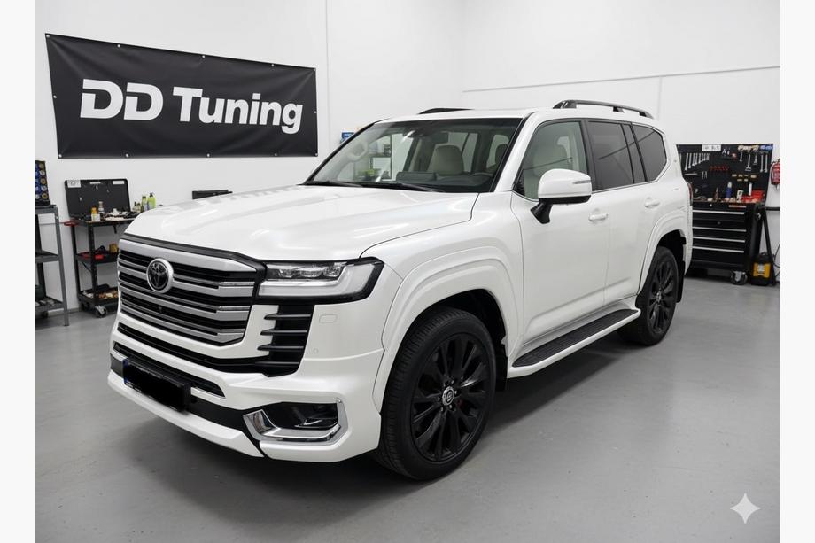 Toyota Land Cruiser 300 2021- Poszerzenia nadkoli VXR Image