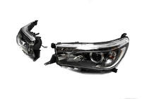 Toyota Hilux 2015- Przednie reflektory OEM V2 2015-2019 (do żarówki ksenonowej lub LED, zestaw 2 szt.) zdjęcia 4