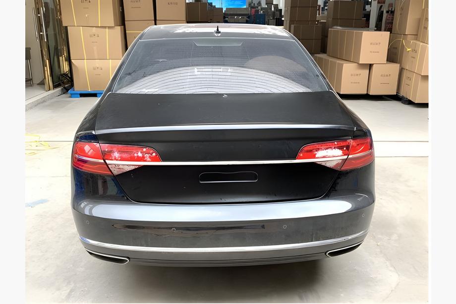 Audi A8 2010-2018 Pokrywa bagażnika (2014-2018) Image