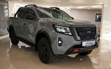 Nissan Navara/NP300 2016- Zestaw modernizacji Facelift do 2021 (dla 2015-2020) zdjęcia 5