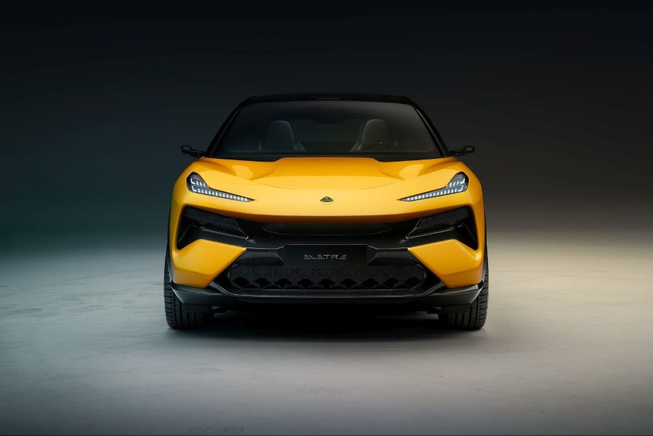 Lotus Eletre: recenzja nowego elektrycznego crossovera