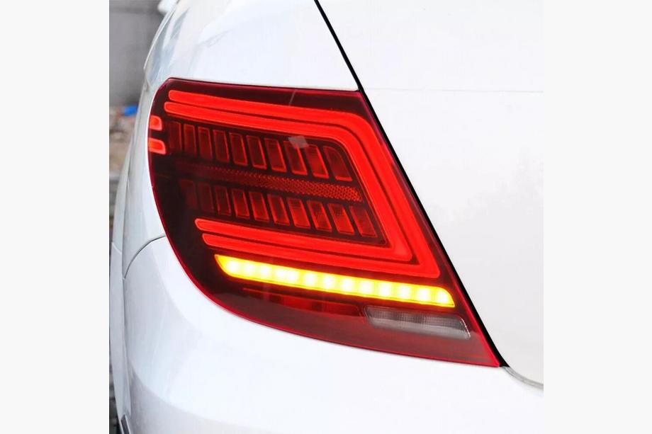 Mercedes C-class W204 2007-2015 Tylne Lampy LED V2 (2 szt) Image