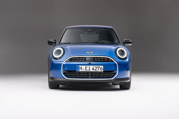 Recenzja pięciodrzwiowego Mini Coopera 2024