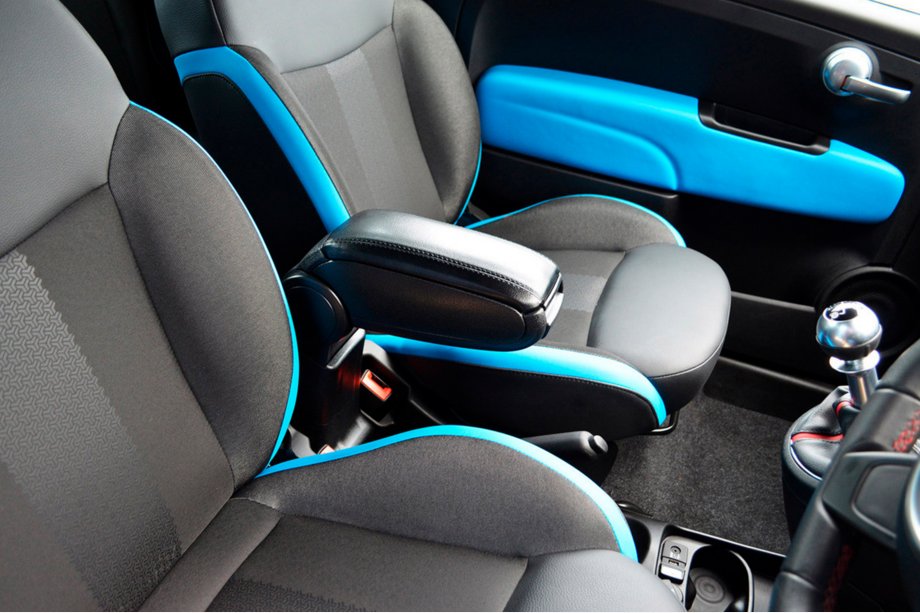 Fiat 500/500L 2013-2022 Podłokietnik (do uchwytu na kubek) Image