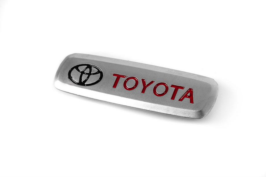 Toyota Emblemat aluminiowy do dywaników (1 szt) Image