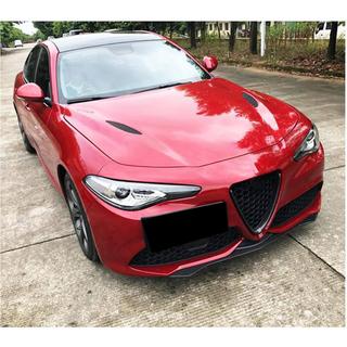 Maska V2 (Carbon) Alfa Romeo Giulia 2016-2022 zdjęcia 3