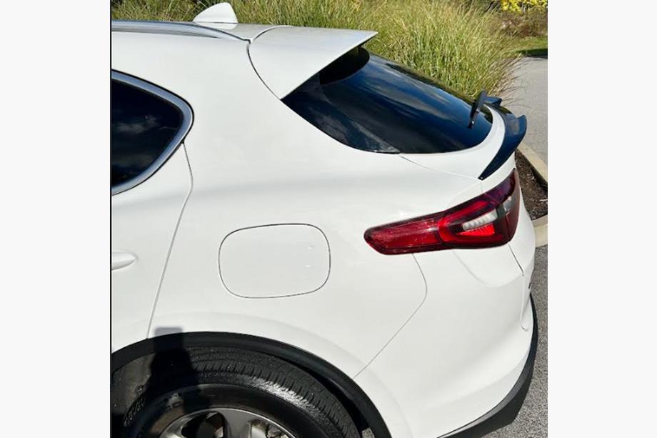 Alfa Romeo Stelvio 2016- Dolny spoiler V2 (2017-2023, Suchy karbon) Image