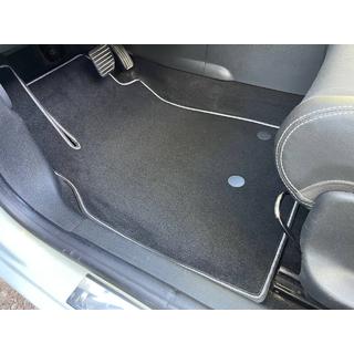 Dywaniki welurowe Premium SW (czarne) Renault Megane III 2009-2016 zdjęcia 1