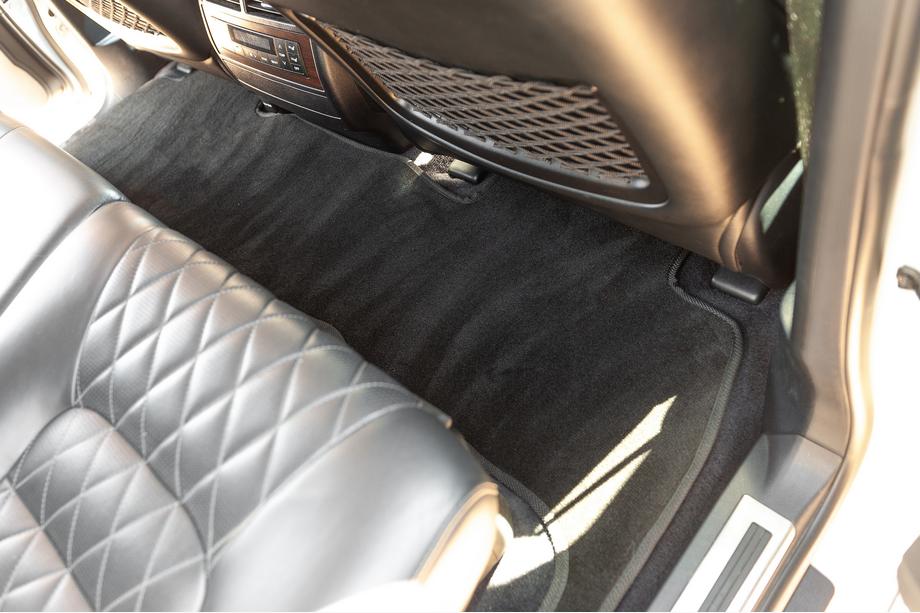 Toyota Land Cruiser 200 2007-2021 Dywaniki welurowe Premium V-2 (2012-2021, Czarny) Zdjęcia 11