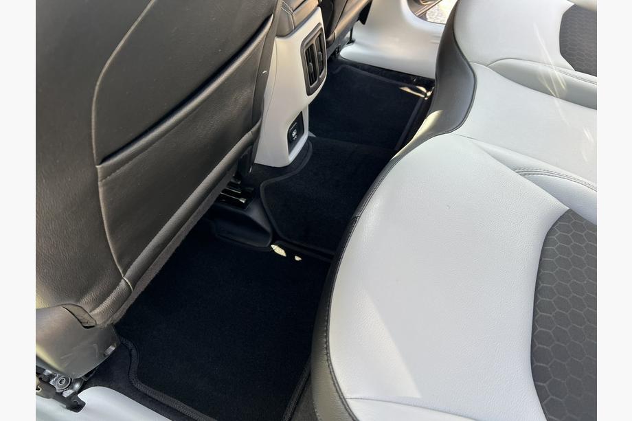 Tesla Model Y 2020- Dywaniki materiałowe Premium (2020-2024, Czarny) Zdjęcia 7