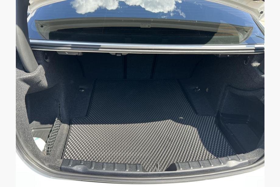 BMW 3 Series F30/F31 2012-2019 Mata bagażnika EVA (do F30, 4x4, Czarna) Image