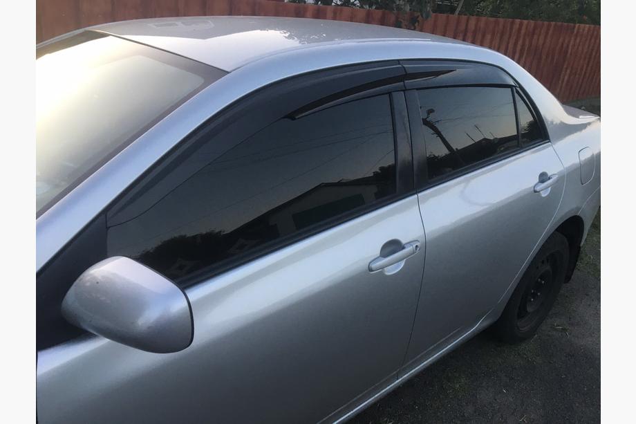 Toyota Corolla 2007-2013 Deflektory Okien (4 szt., Sunplex Sport) Image