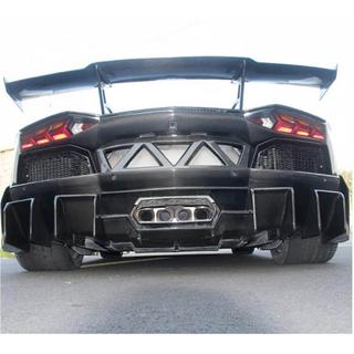 Nakładka na tylny zderzak Carbon Lamborghini Aventador 2011-2022 zdjęcia 3
