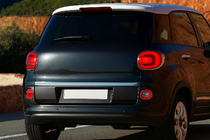 Fiat 500/500L 2013-2022 Listwa bagażnika stal nierdzewna Carmos - Turecka Stal Nierdzewna zdjęcia 1