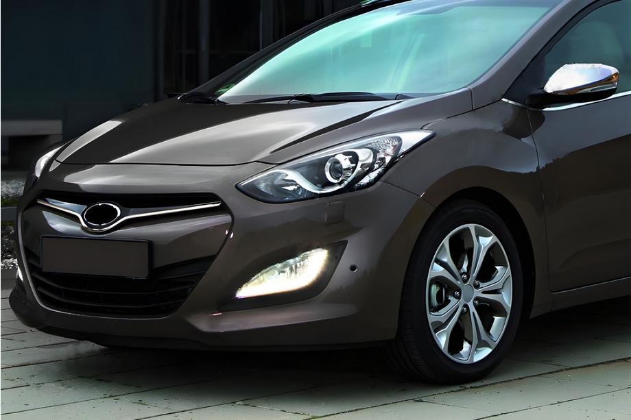 Hyundai I-30 2012-2017 Nakładka na grill STYLE stal nierdzewna Image
