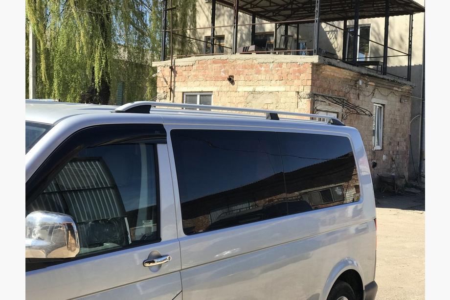 Volkswagen T5 Multivan 2003–2010 Relingi dachowe CROWN (szary mat) Zdjęcia 10