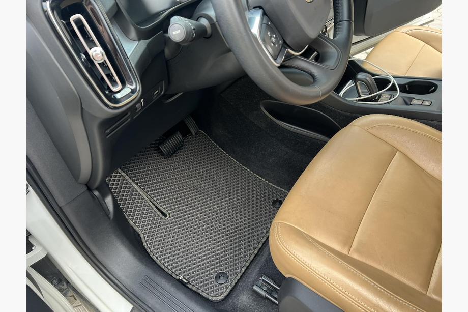 Volvo XC40 2018- Dywaniki EVA (Szary) Image