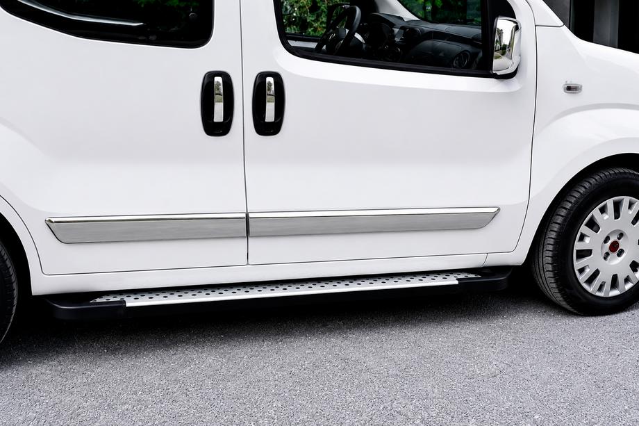 Opel Combo 2012-2018 Progi Boczné Allmond Grey (2 szt., Aluminium) Image