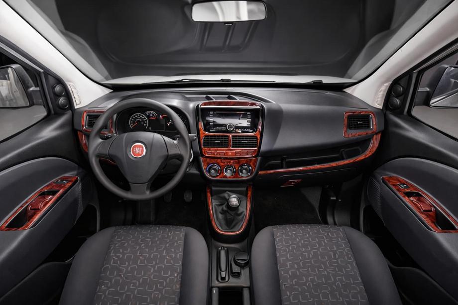 Fiat Doblo II 2010-2022 Nakładki na Deskę Rozdzielczą (2010-2015) Image