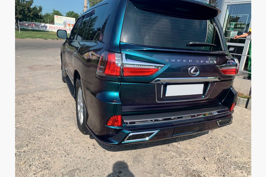 Lexus LX570/450d 2008-2022 Tylny Dyfuzor TRD (2016-2022) Image
