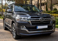 Toyota Land Cruiser 200 2007-2021 Nakładka przednia 2016↗ (Executive 2019) Biały zdjęcia 2