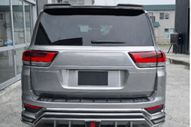 Toyota Land Cruiser 300 2021- Zestaw body kit WALD (dla Premium) zdjęcia 2