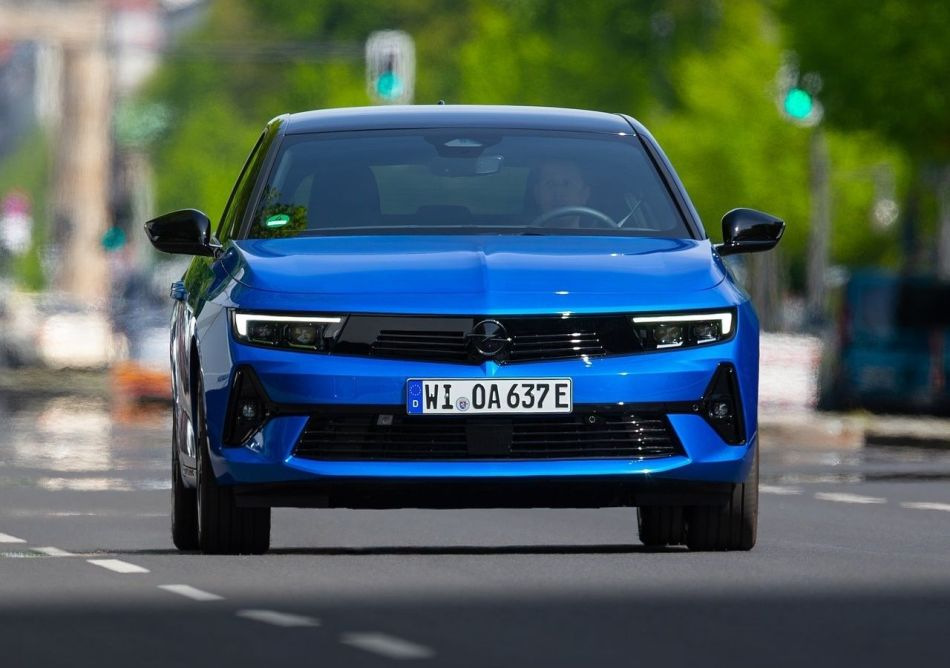 Opel Astra L Electric 2023: recenzja samochodu elektrycznego