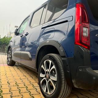 Poszerzenia nadkoli (EuroCap, krótki rozstaw osi) Peugeot Partner/Rifter 2019- zdjęcia 2