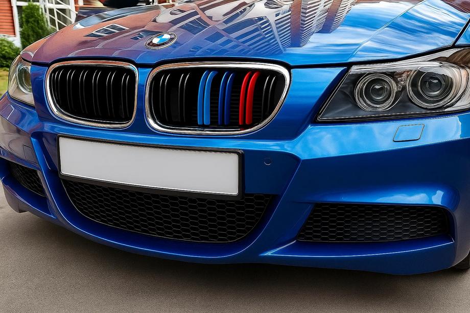 BMW 3 Series E90/E91 2005-2011 Nerki M-Look (do E-90/91 2008-2011, M-Color z chromowaną ramką) Image