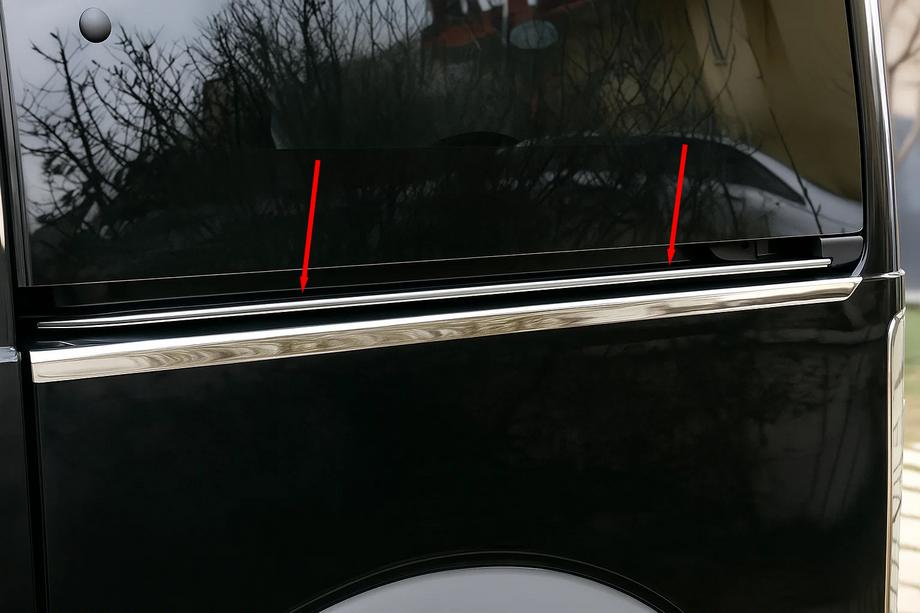 Ford Connect 2002–2006 Listwa na prowadnicę drzwi przesuwnych (stal nierdzewna) Image