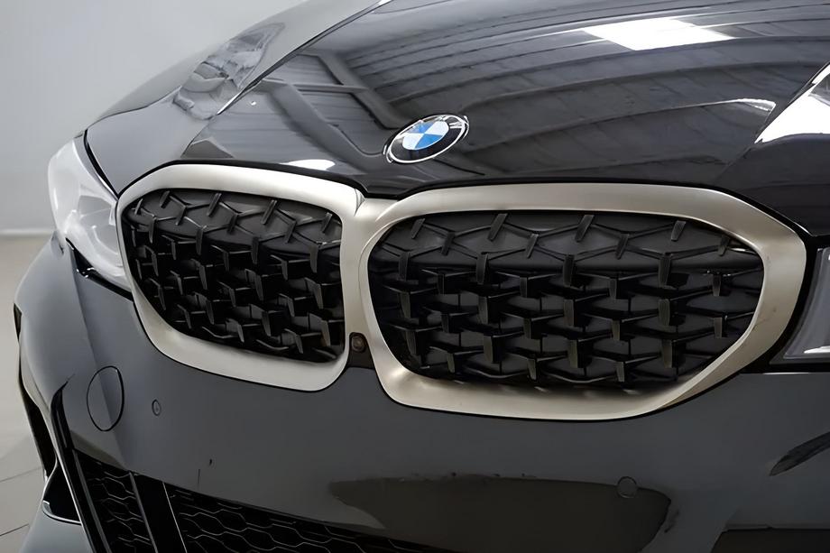 BMW 3 Series G20/G21 2018- Nerki Diamond Black (2018-2022, Chromowana Ramka) Image