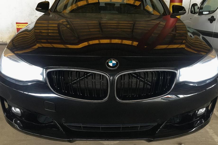 BMW 3 Series F34 2013–2020 Nerki M-Look (do F34, Czarny Połysk z Chromowaną Ramką) Image