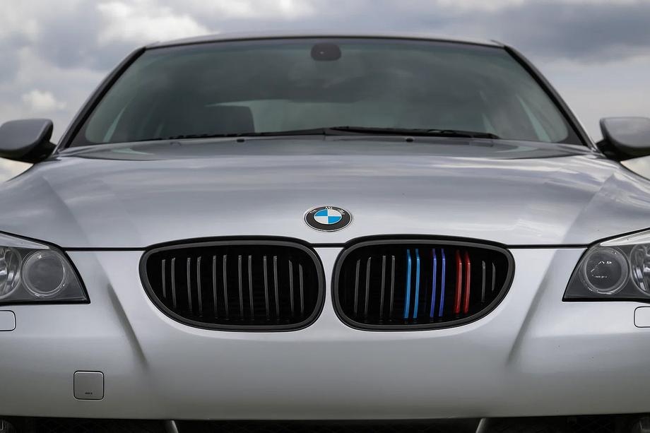 BMW 5 Series E60/E61 2003-2010 Nerki M-Look (M-Color) Image