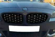 BMW 5 Series F10/F11 2010–2016 Nerki Diamond Silver (czarna ramka) zdjęcia 1