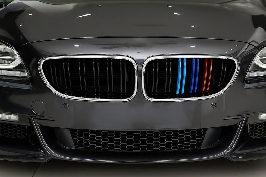 BMW 6 Series F12/F13/F06 2011-2018 Nerki M-Look (M-Color z chromowaną ramką) Image