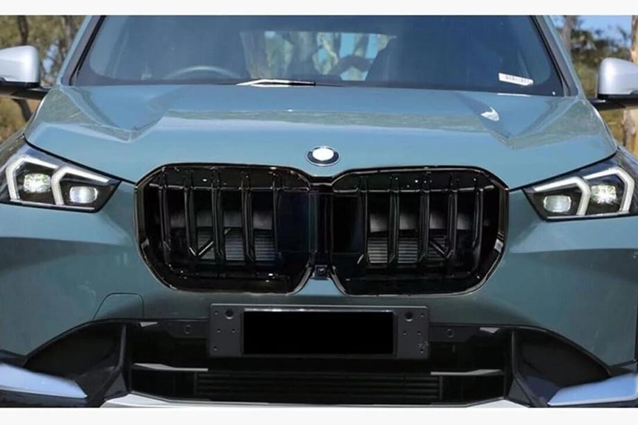 BMW X1/iX1 (U11) 2022- Nerki 1 Bar (czarny mat) Image