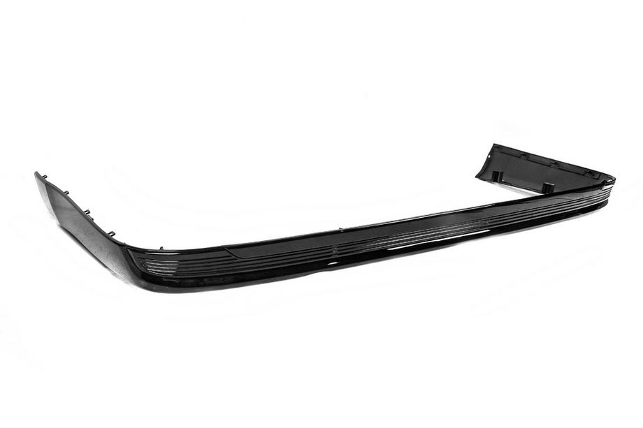 Toyota Land Cruiser 200 2007-2021 Tylny dyfuzor bez chromu 2016-2021 (Executive 2019/2021) Biały Zdjęcia 4