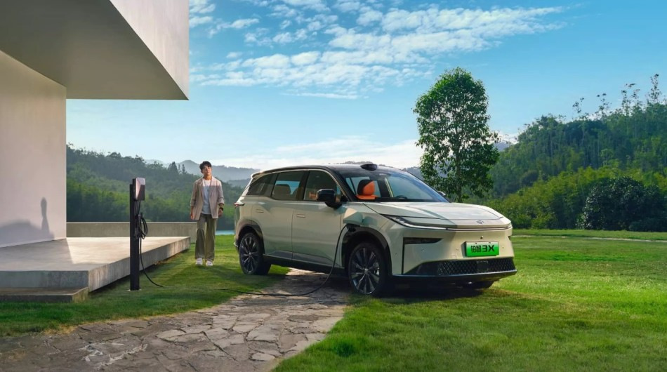 Recenzja elektrycznego crossovera Toyota bZ3X