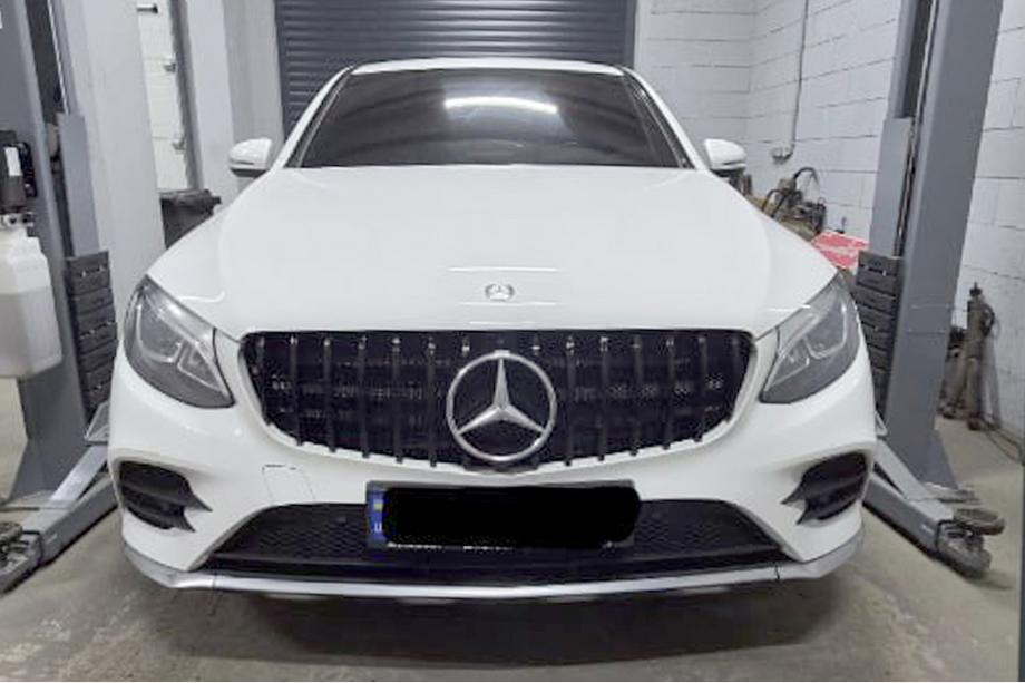 Mercedes GLC X253 2015-2022 Przedni Grill GT Panamericana Czarny (2015-2019) Zdjęcia 3
