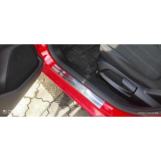 Nakładki progowe Carmos V1 stal nierdzewna komplet 4 szt Ford Fiesta 2008-2017 zdjęcia 4