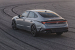 Recenzja sedana Hyundai Sonata: wersja po liftingu zdjęcia 3
