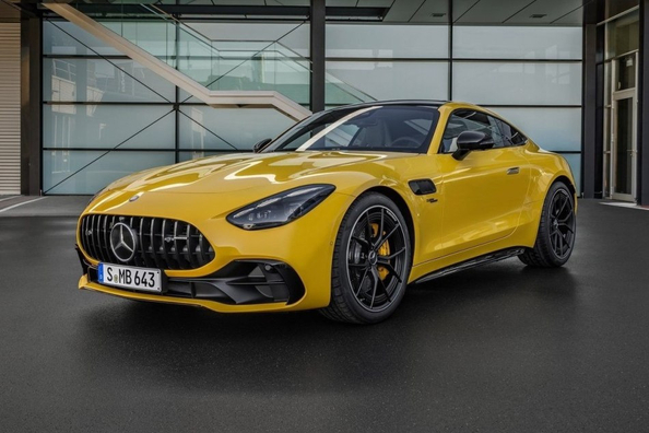 Recenzja Mercedesa-AMG GT Coupe: sportowa moc i elegancja Zdjęcie 2