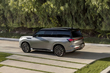 Recenzja Infiniti QX80 2025: Nowy poziom luksusu i mocy zdjęcia 3