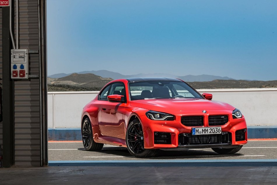 BMW M2 Coupe (G87) 2025: Recenzja kompaktowego, mocnego coupe