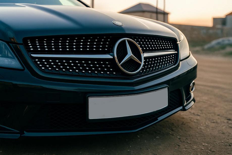Mercedes SL R230 2001-2011 Atrapa Chlodnicy Diamond Black (2008-2011) Image