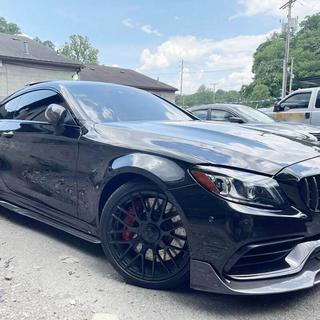 Progi Boczne V4 (do C43/C63 AMG 2015-2019, Carbon) zdjęcia 3