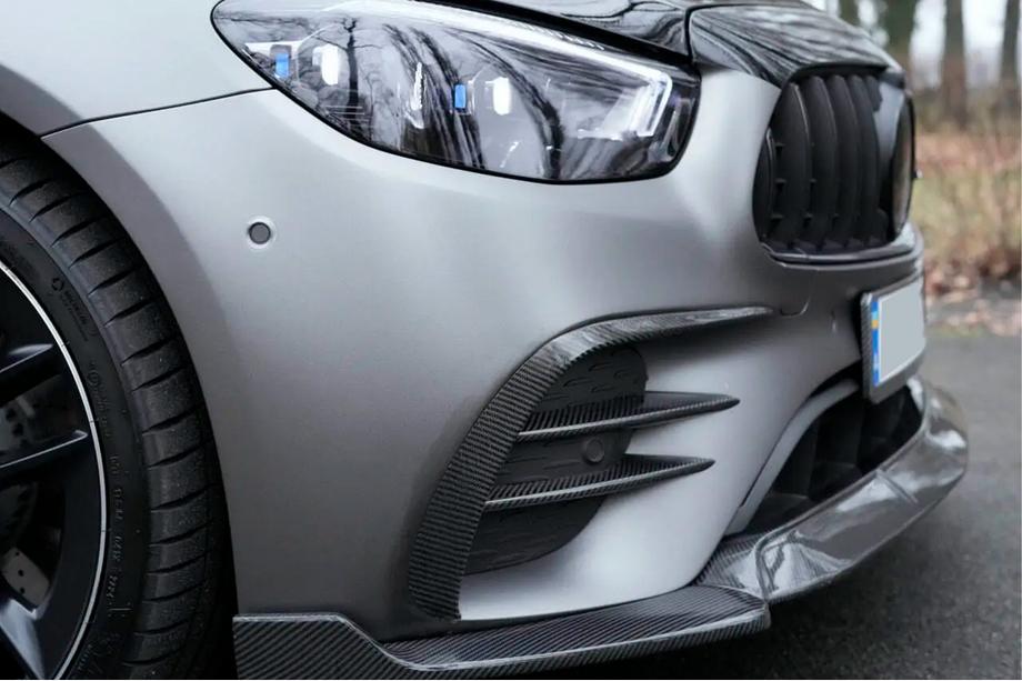 Mercedes E-class W213 2016-2023 Nakładki na przedni zderzak (do AMG-Line 2020+, Suchy Carbon) Image