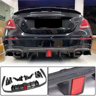 Dyfuzor tylnego zderzaka z końcówkami V2 (do AMG/AMG-Line 2016-2019, Carbon) zdjęcia 2
